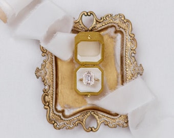 Ring Box, The Georgian Radiant Square, Engagement, Flat Lay, Linen & Velvet Ring Box, Hinge, Gold, Yellow, Oro, Dove