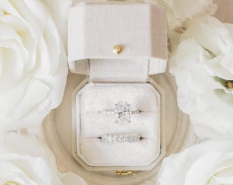 2 or 3 Slot Radiant Legacy, The Georgian Linen & Velvet Vintage Style Proposal Heirloom, ivory, Dove
