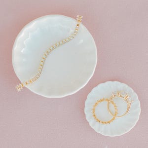 Build Your Own Flat Lay Styling Kit for Wedding Photographers