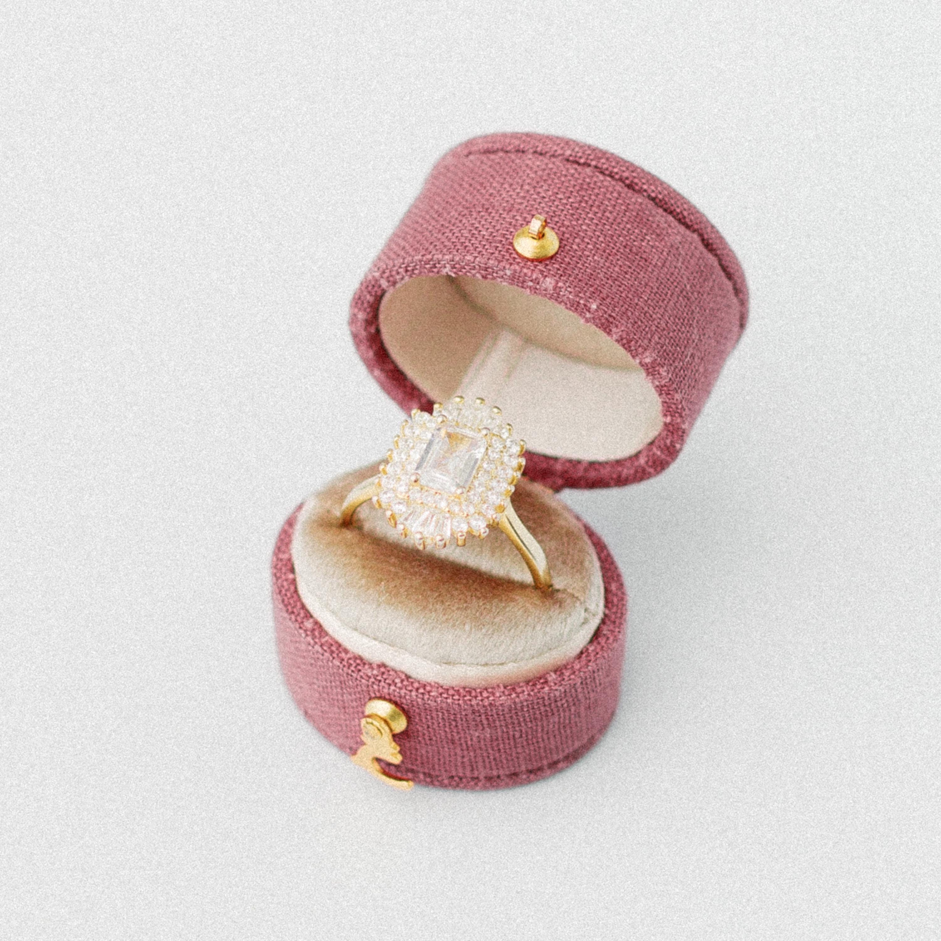 The Georgian Vintage Oval Ring Box, Linen & Velvet Ring Box, Hinge, Mauve Pink