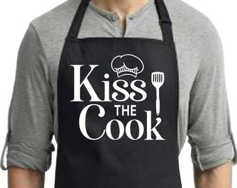 Kiss the Cook Apron Vz2 - A Fun And Hilarious Grilling And BBQ Accessory