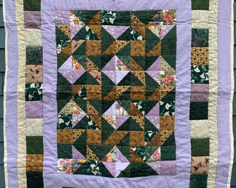 Patchwork Quilt "Triangle Fun"
