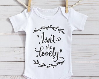 Isn't She Lovely SVG - Baby Meisje svg - Pasgeboren Baby svg - Het is een Meisje svg - Svg, Dxf, Png, Jpg