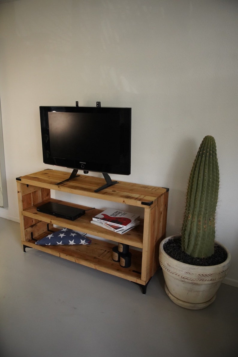 Western Cedar TV Stand image 7