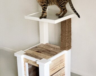 Luxury Craftsman Cat Tower