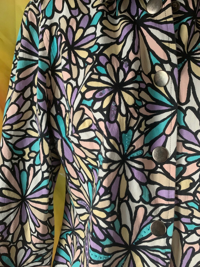 Lifestyle Petite Flower Hippie Jacket Size Medium