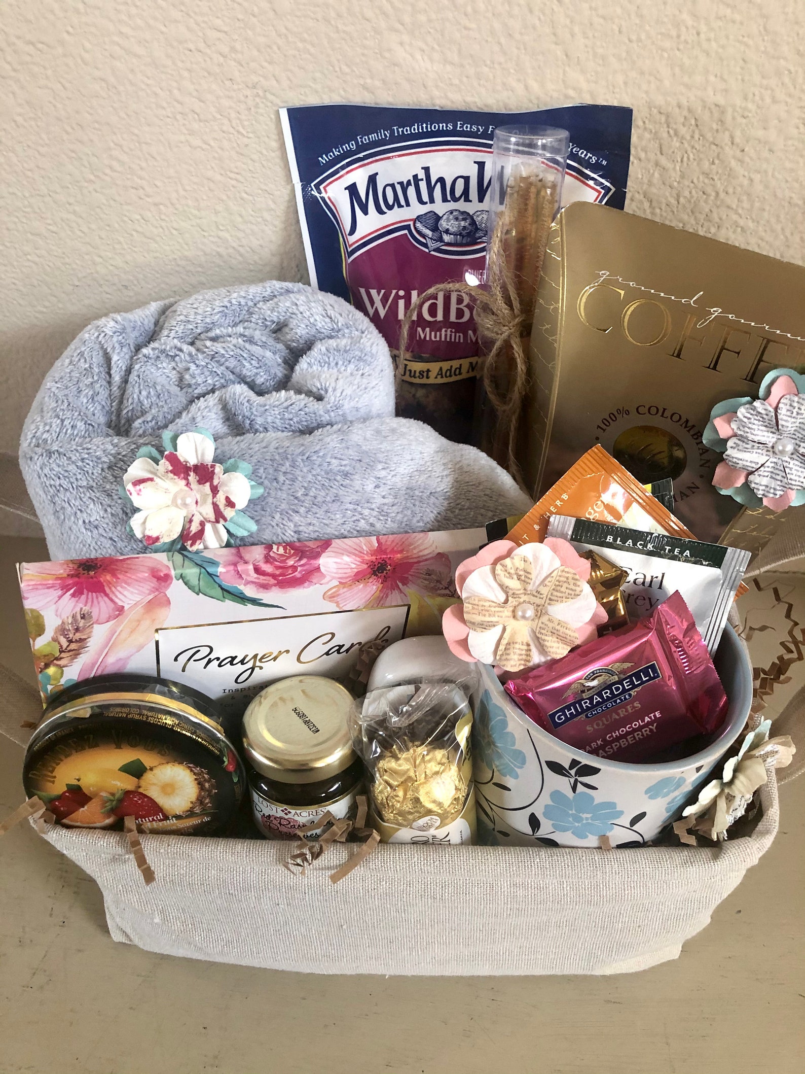 Mother's Day Gift Basket Breakfast in Bed Cozy Gift Etsy