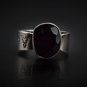 Authentic 925 Silver, Engraved, With Black Onyx Rose Cut Stone Ring