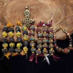 Graduated Strand of Old Beads Like Hebron 12-14mm  / Ancient Tribal Beads / Vintage / Jewelry  Supplies.