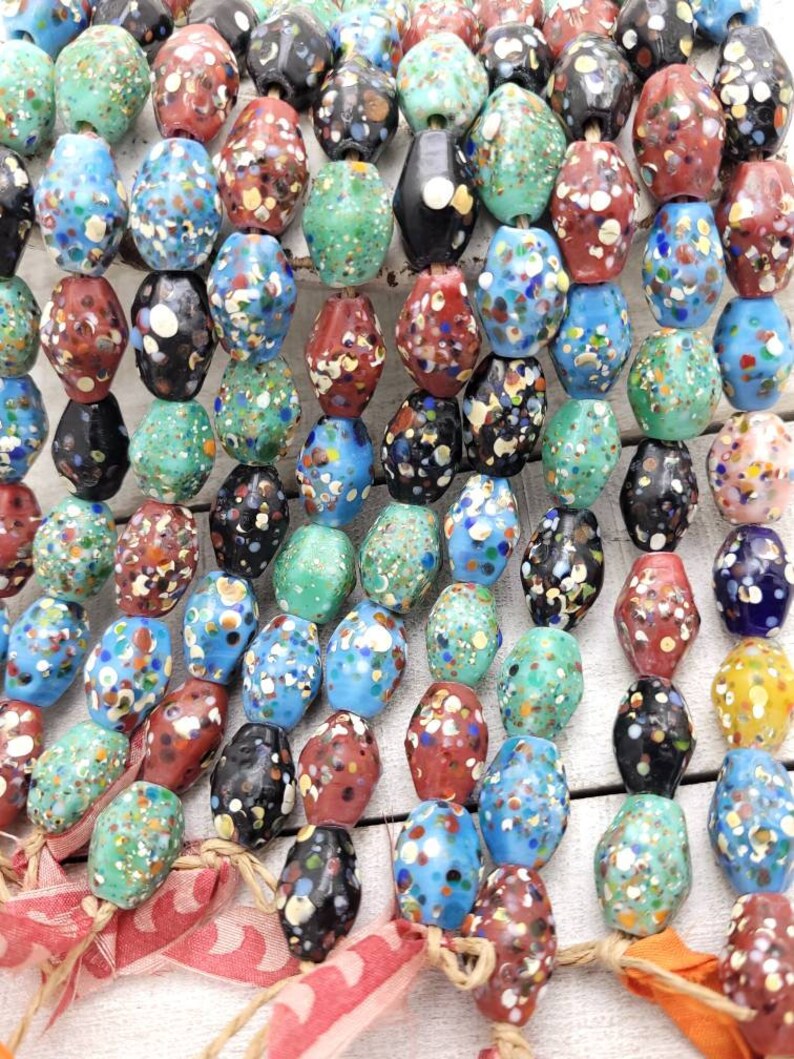 Thailand Diamond Shaped Mosaic Glass Beads/ Strand With 12 Beads14-17mm/ Thailand Beads / Indonesia / Lampwork Beads/Jewelery Supplies. image 2