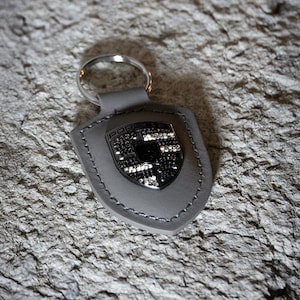 Original OEM | Porsche Turbonit grey (limited edition) Keychain Logo Emblem Batch | refined with original Preciosa crystals |icy tuning iced