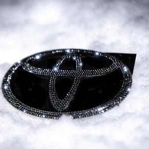 Original OEM | Toyota Front+Rear Trunk set Emblem Logo Batch | refined with original Preciosa® crystals | yaris GT86 corolla