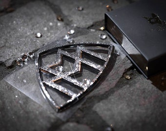 Original OEM | Mercedes Benz Maybach Side Logo Emblem Batch | with original Preciosa® crystals | s63 G63 | tuning luxury bling