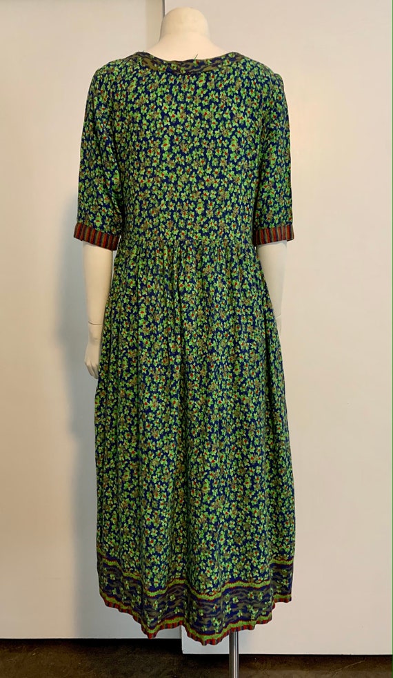 Vintage Floral Print Midi Dress