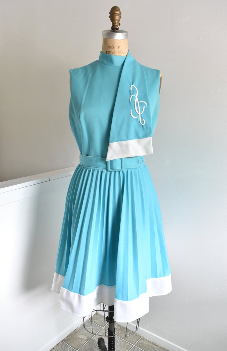 60s/70s Robin Egg Blue Embroidered Pleated Dress Vintage image 2