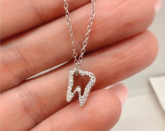 Zierliche Zahn Anhänger Halskette - .925 Sterling Silber Hypoallergen und Anlaufbeständig