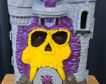 Vintage 1981 MOTU Custom Painted Grayskull Castle Skeletor Edition