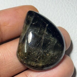 Pietra preziosa di tormalina di qualità AAA, tormalina naturale, tormalina nera, pietra preziosa nera, creazione di gioielli, pietra preziosa di cristallo, pietra preziosa