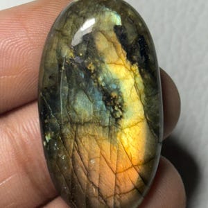 Piedra de palma de labradorita natural, regalo de cristal, decoración del hogar, energía, piedra de palma de cuarzo, regalo, enamoramiento, cristal tallado, labradorita