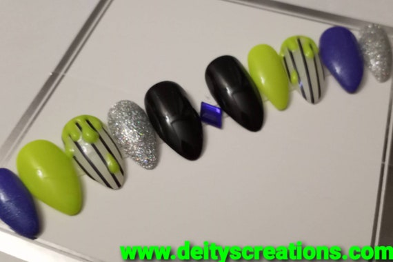 Halloween Beetle juice inspired press on nails acrylic nails Gothic nails beettle juice Beetle juice Beetle juice