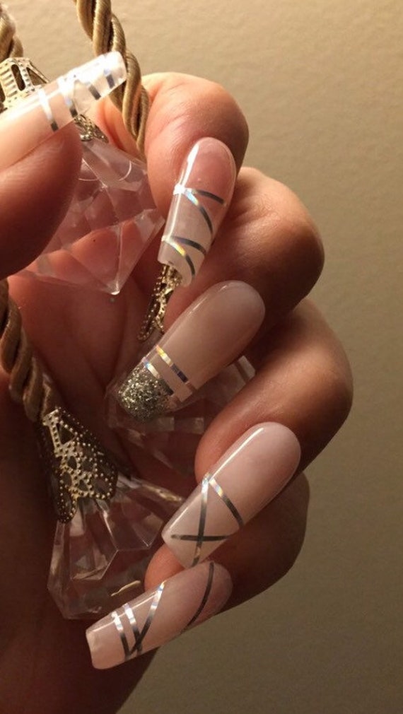 cover pink n silver lining Christmas press on nail sets,nail-sets,fake nails, reusable nails,nail art, nail designs