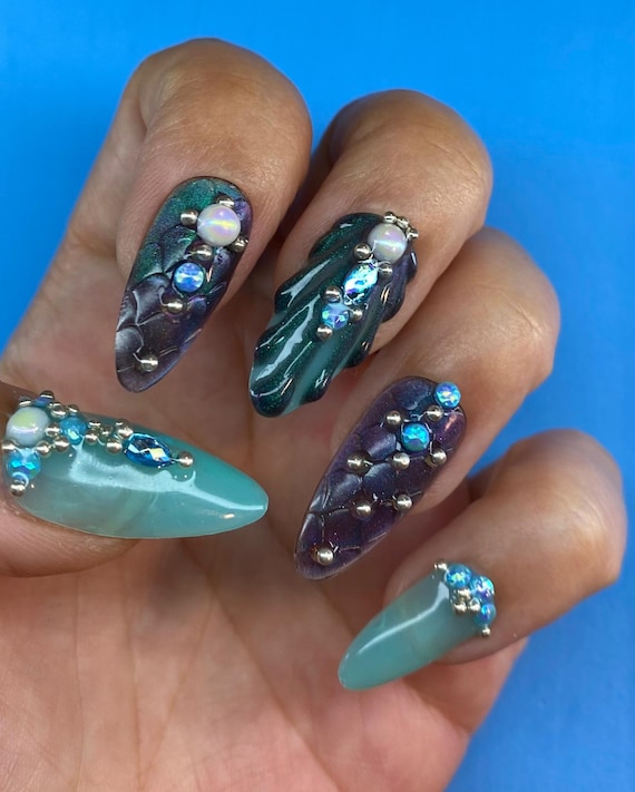 Mermaid Celestial Tide  luxury Press-On Nail Set | pearl & Scale Fantasy Nails | 3D mermaid Claws mermaid scale nails