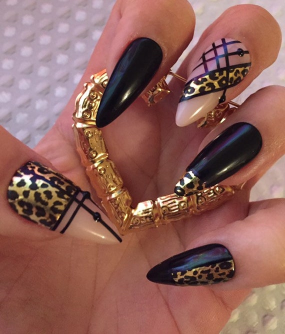 leopard print black/nude and gold detail with black line work Press on nails valentines sets ,fake nail sets ,false nails , nailsets