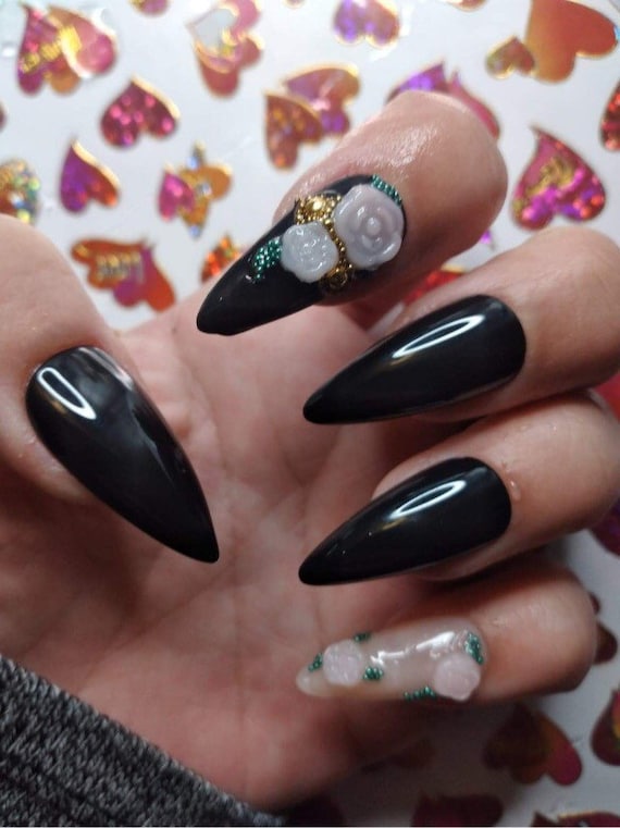 Thermal Gel color change red to white summer  roses black n gold detail press on nails, fake nails, false nails, reusable nails