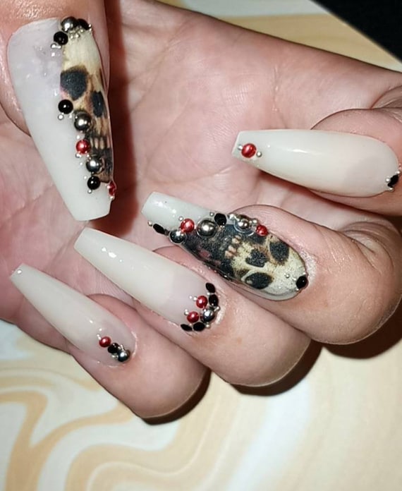 Skull and nude Gothic Christmas /Halloween luxury Press On Nails come in any shape and length