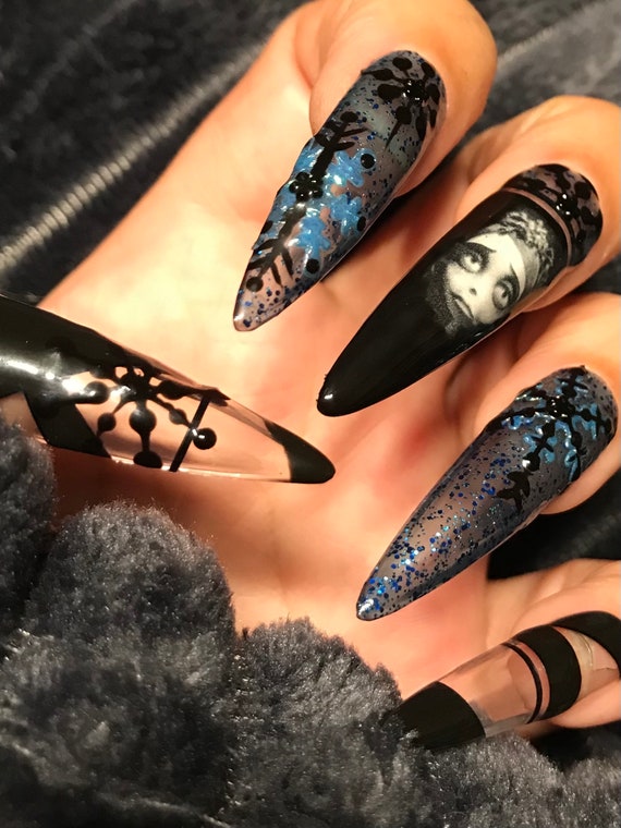 The corpse bride emily black snowflake gothic Christmas luxury press on nails