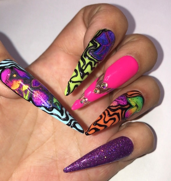 Neon psychedelic trippy mushroom luxury press on nails