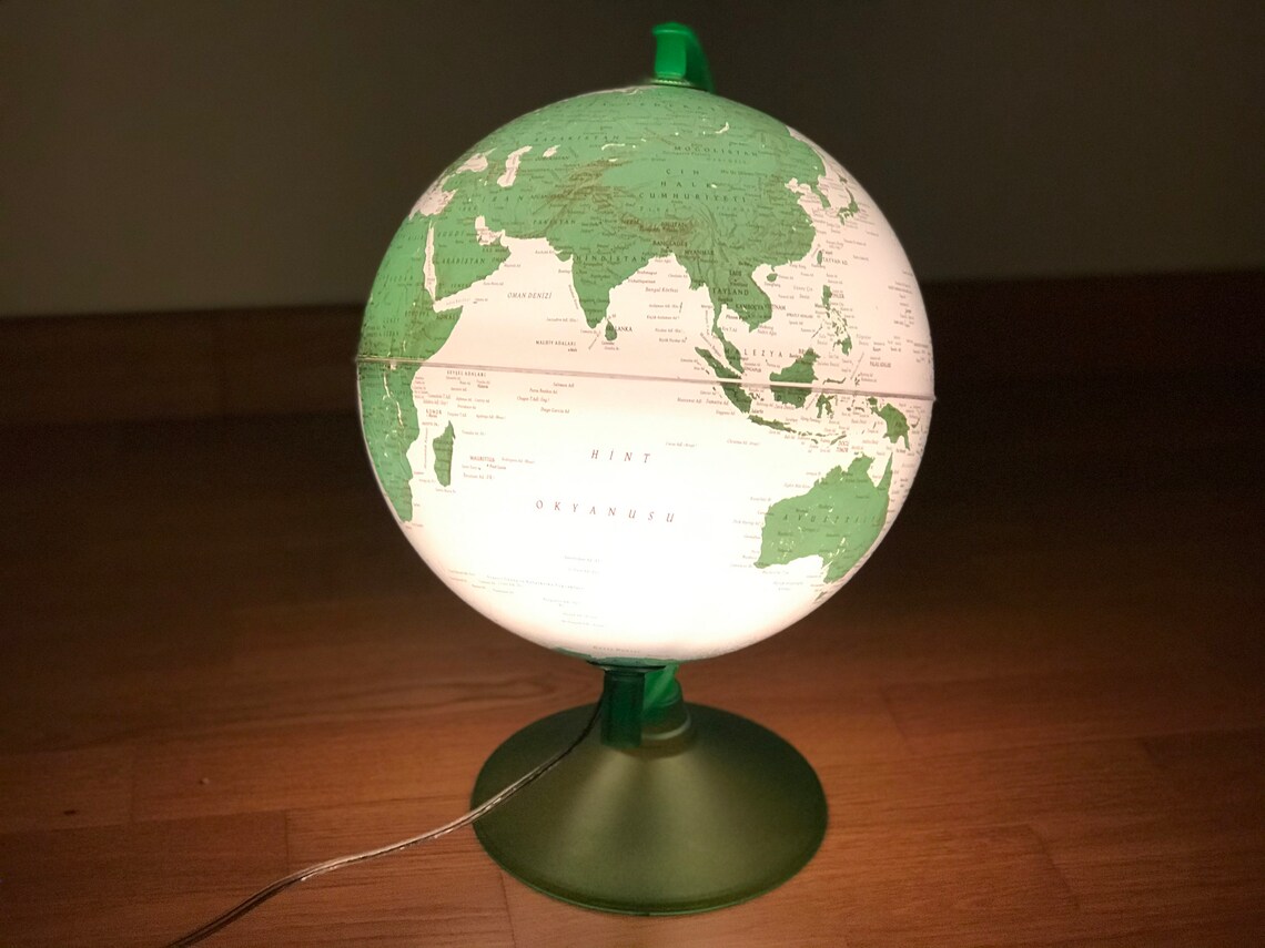Earth Table Lamp Globe Lamp World Table Lamp Vintage Etsy