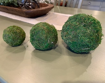 Handmade Moss Balls - Farmhouse Centerpiece Decor (3-5 inch)