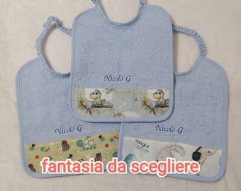 Set bavaglini asilo. Bavaglini con elastico. Set asilo. Bavaglino personalizzato. Bavaglino nome ricamato