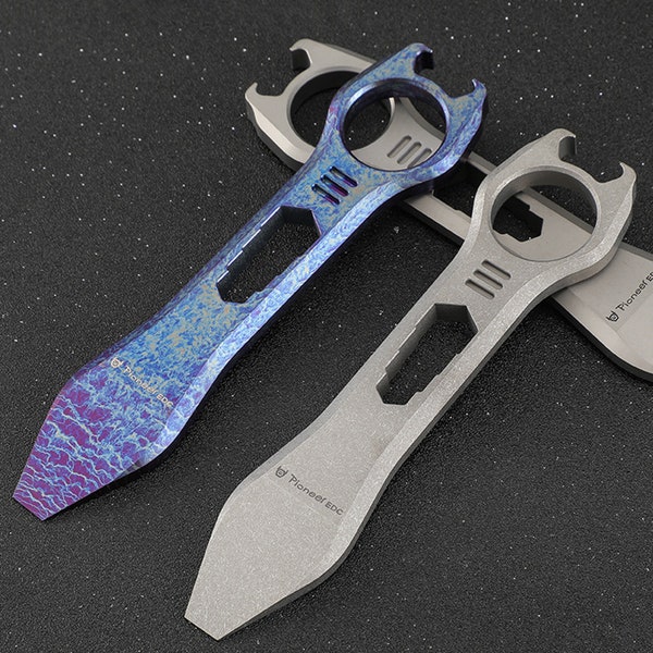 Titanium EDC Pry Bar Multi Tool Bottle Opener Nail Puller Crowbar Wrench Screwdriver Compact Size EDC Multi Tool