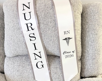 Estola de graduación de enfermería con diseño de vinilo termotransferible (HTV) - NO bordado