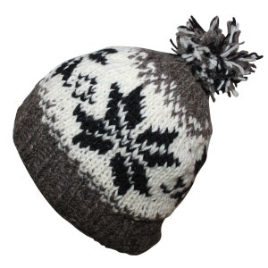 Wool hat with bobble and Norwegian pattern - white - black - grey - warm knitted hat - bobble hat