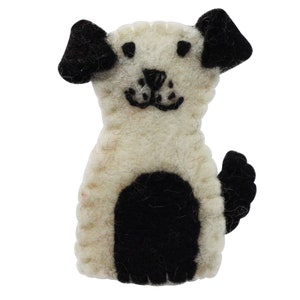 Felt finger puppet - dog - finger puppet