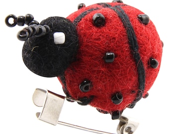 Brooch - pin - felt - ladybug