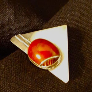 Vintage Silver Art Deco Brooch with Carnelian Cabochon