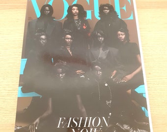 Vogue Magazin Februar 2022