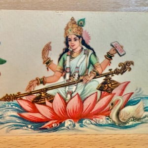 Pocztówka Laxmi, zabytkowa indyjska litografia, kartka z pozdrowieniami z okazji Diwali, nieużywana kartka, dekoracja domowej świątyni, hinduskie bóstwo bogini, hinduska pocztówka