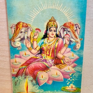 Laxmi Postkarte, Diwali Grußkarte, hinduistische Göttinnengottheit, vintage indische Lithographie, unbenutzte Karte, Heimstempel, hinduistische Postkarte