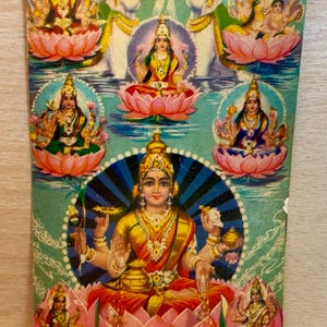 Laxmi Postkarte, Diwali Grußkarte, hinduistische Göttinnengottheit, vintage indische Lithographie, Heimstempeldekor, unbenutzte Karte, Hinduistische Postkarte