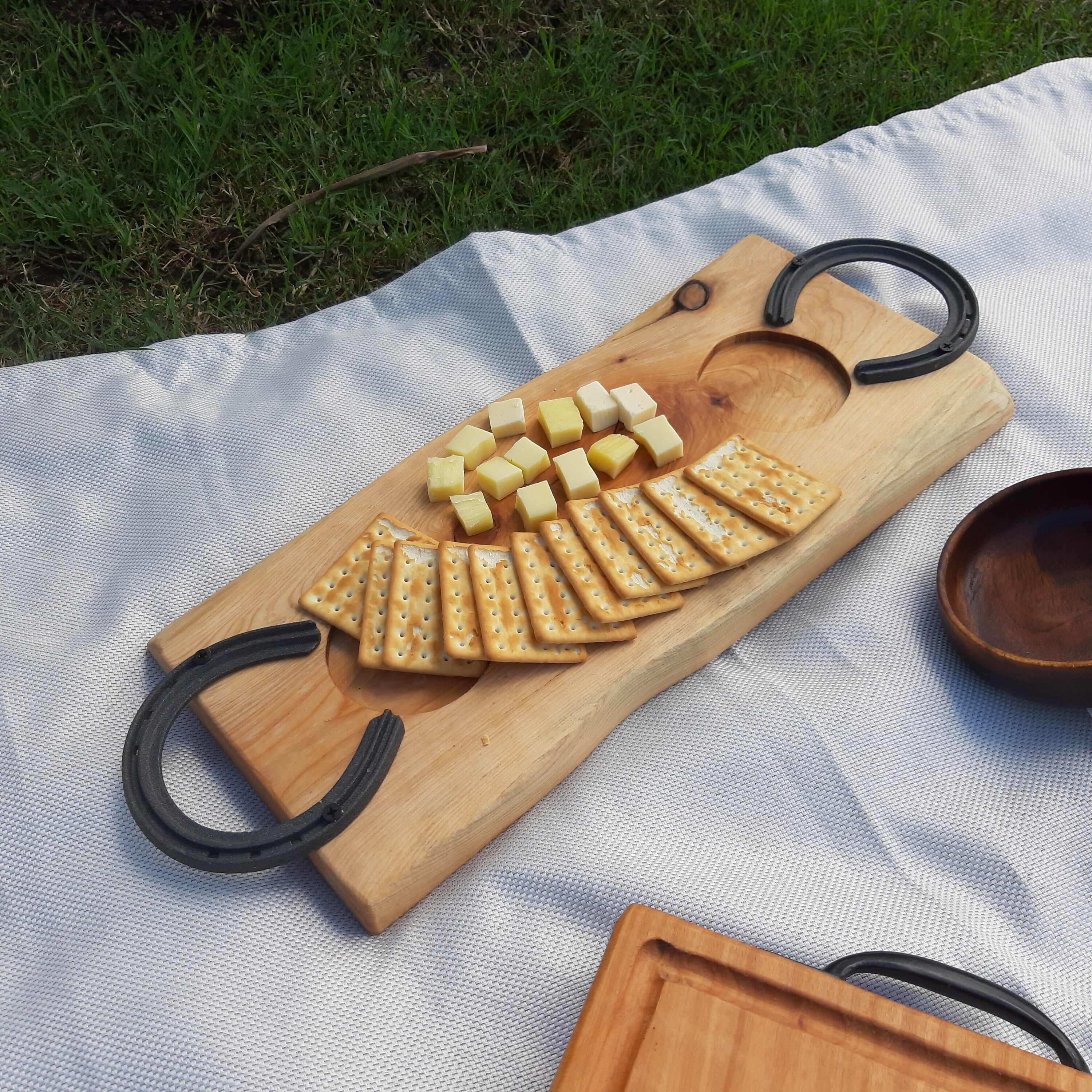 Plateau de Ferme, Planche Charcuterie avec Poignées en Fer à Cheval, Plateau Service Personnalisé, F