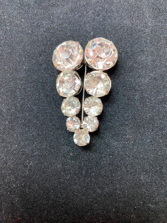 Beautiful large rhinestone pin, vintage. - image 9