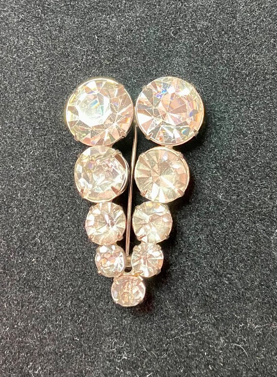 Beautiful large rhinestone pin, vintage. - image 2