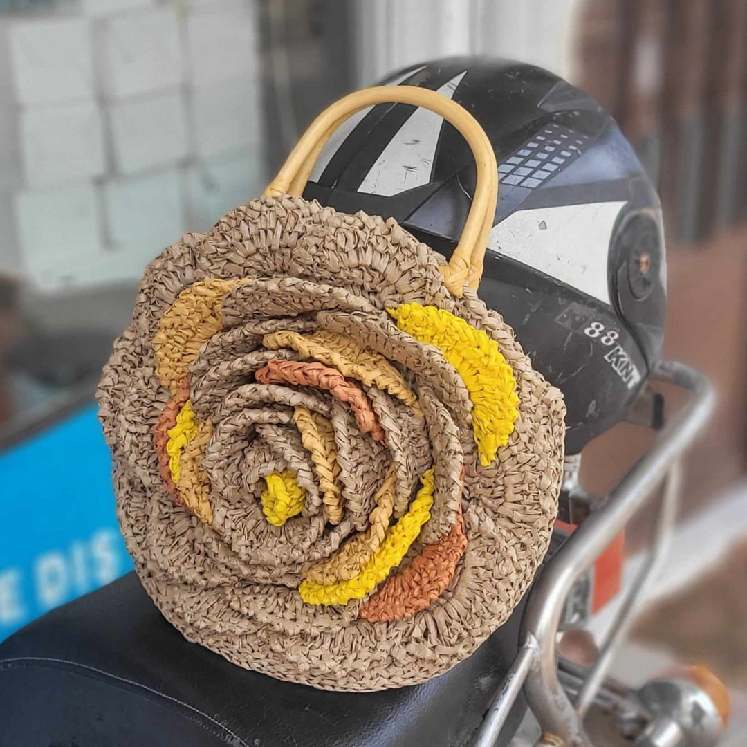 Capri Raffia Bucket Bag - Multicolor