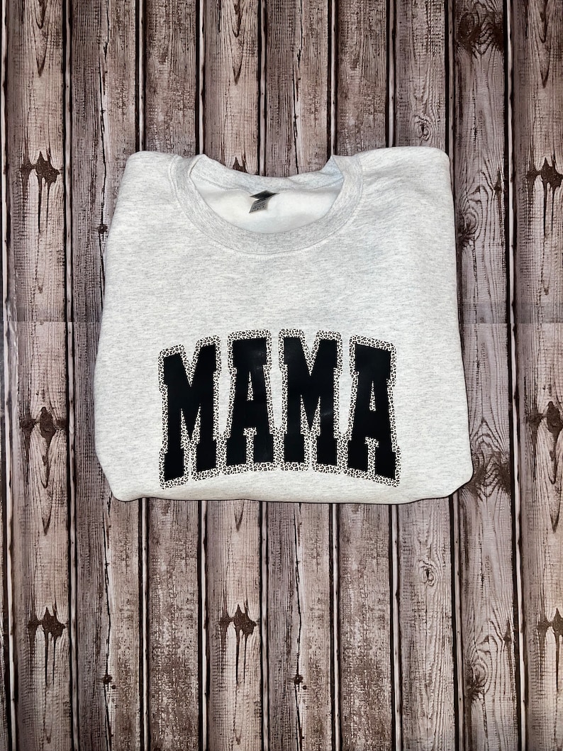Leopard Mama Crewneck