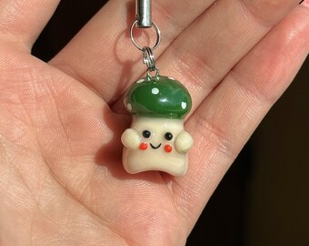 TIENDA LIMITADA / Charm para teléfono con forma de hongo / Charm de arcilla adorable / Charm miniatura / Charm kawaii / Charm cottagecore / Charm para bolso / De vuelta al cole